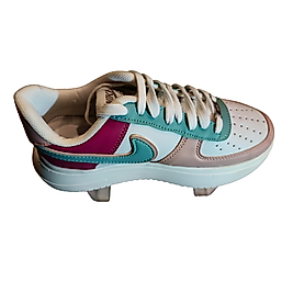 Nike Kalın Taban Spor Ayakkabı